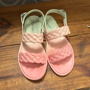 Girls sandals
